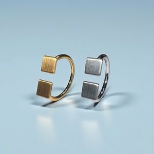Elegant Gold and Silver Open Square Ring
